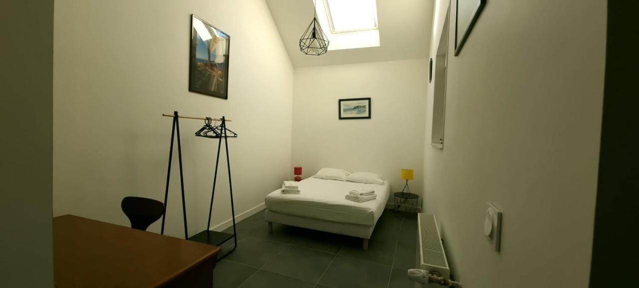 House With Terrace Near The Beach 디나르 외부 사진