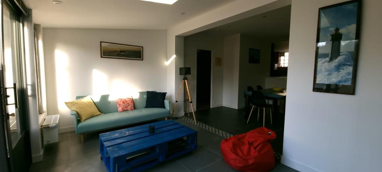 House With Terrace Near The Beach 디나르 외부 사진